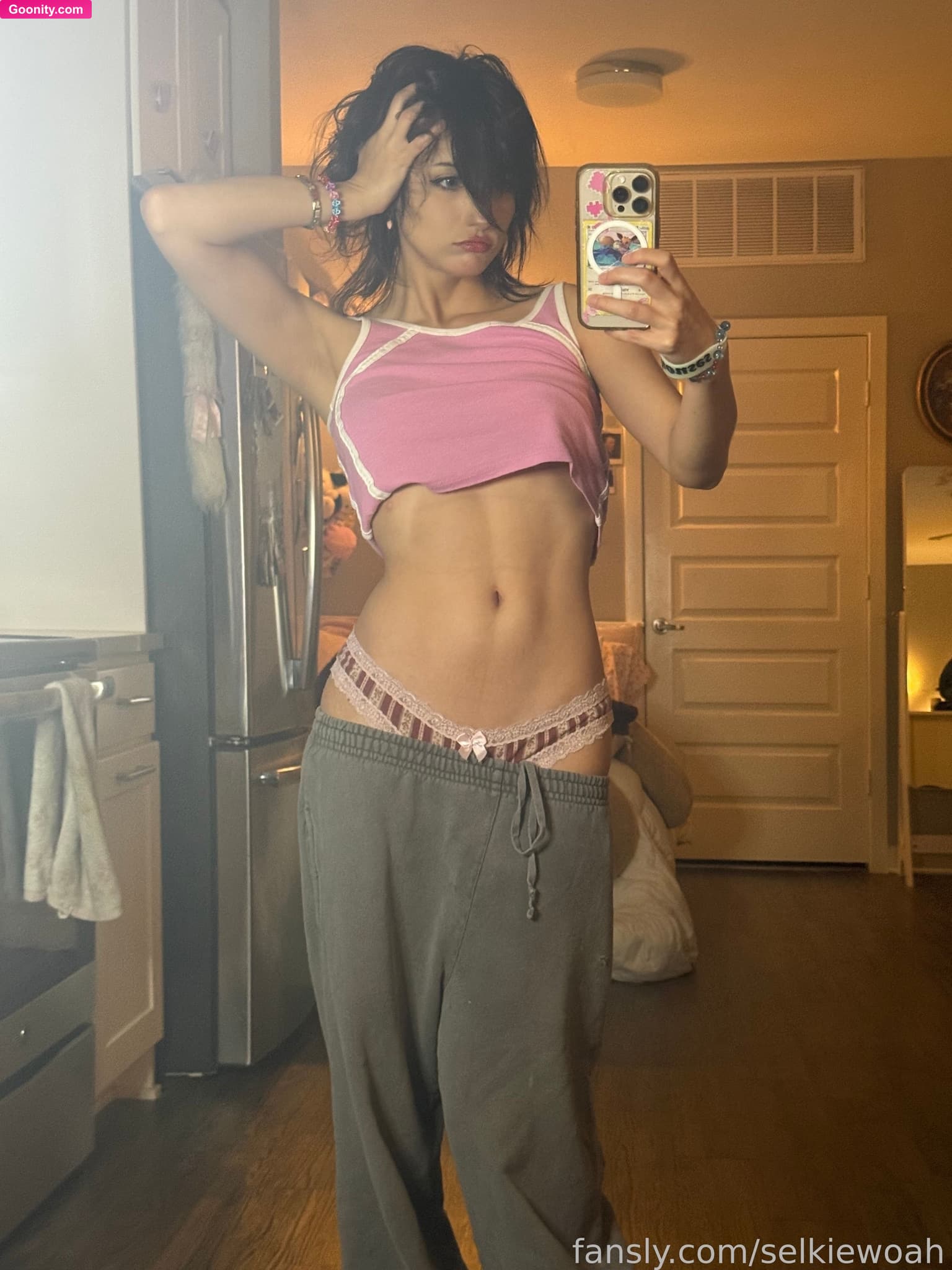 selkiewoah photo 3
