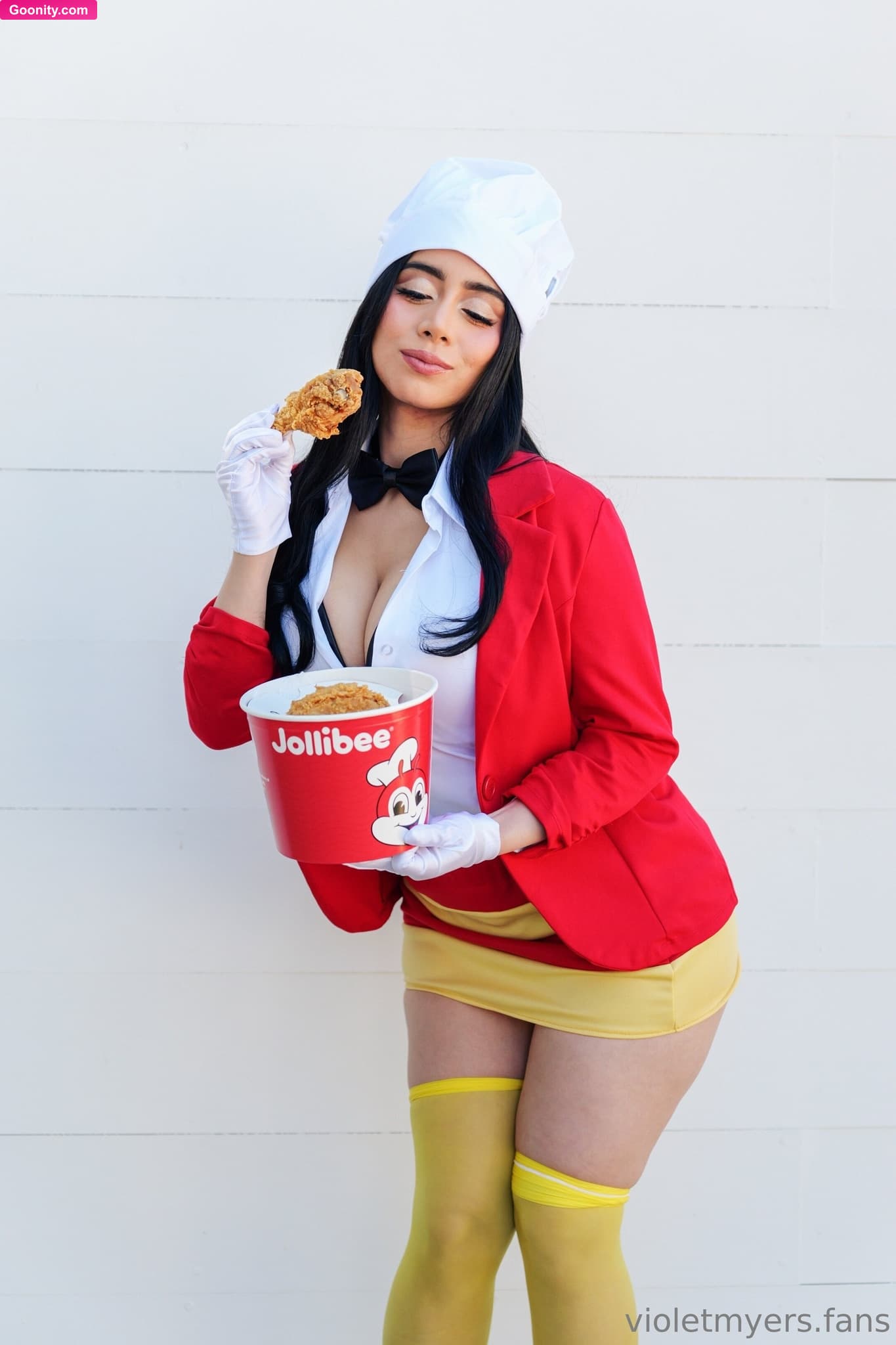 Violet Myers photo 11