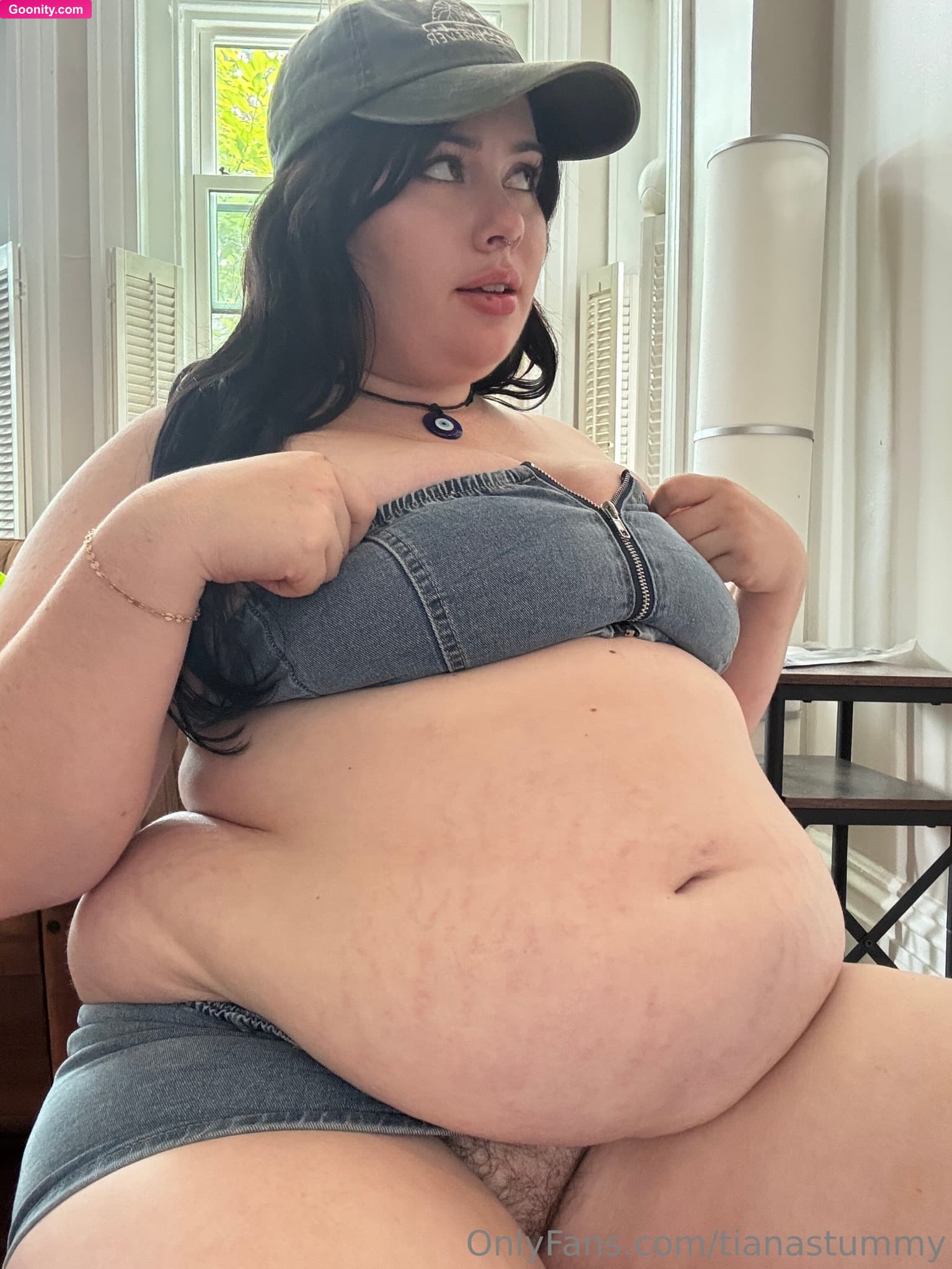 tianastummy - Photo 3