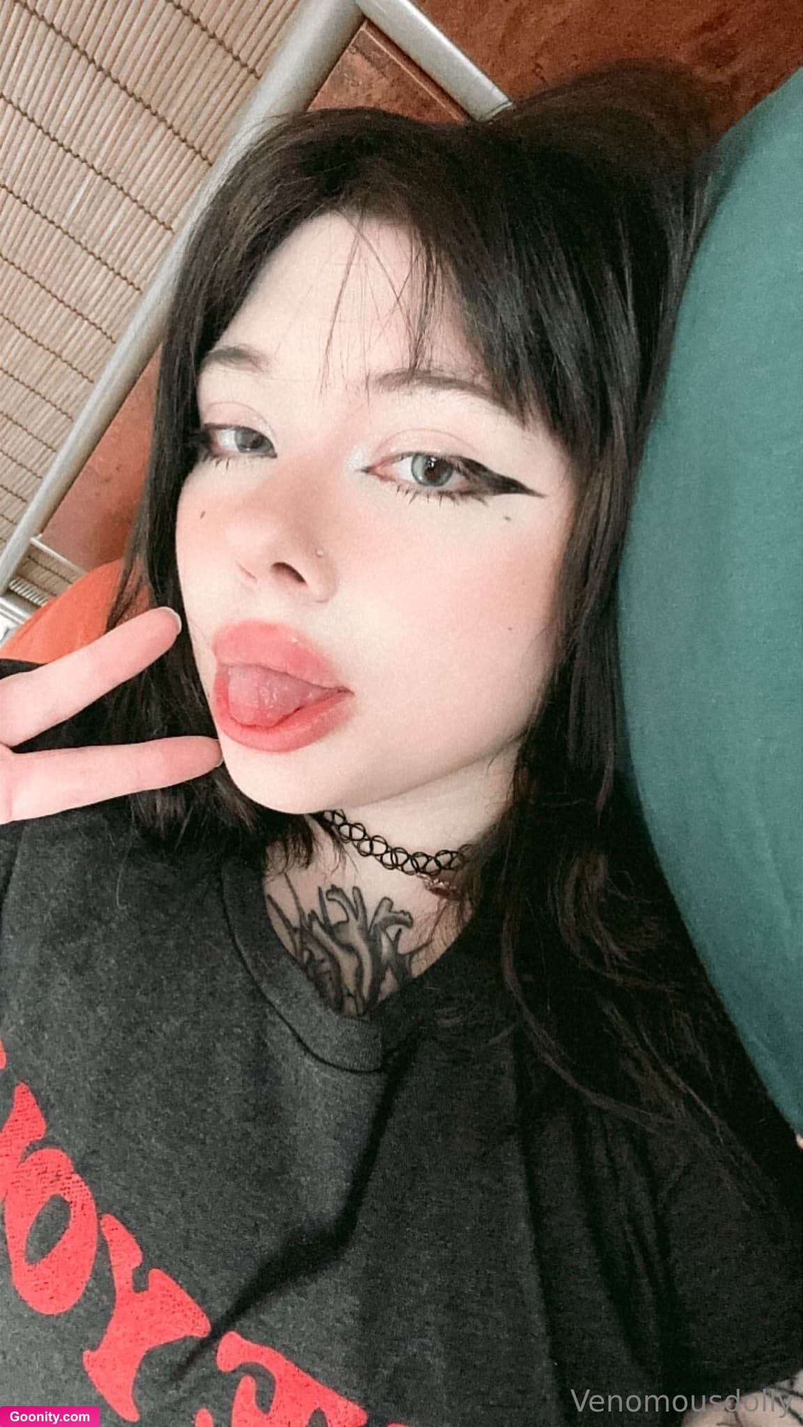 venomous dolly 🖤 photo 33