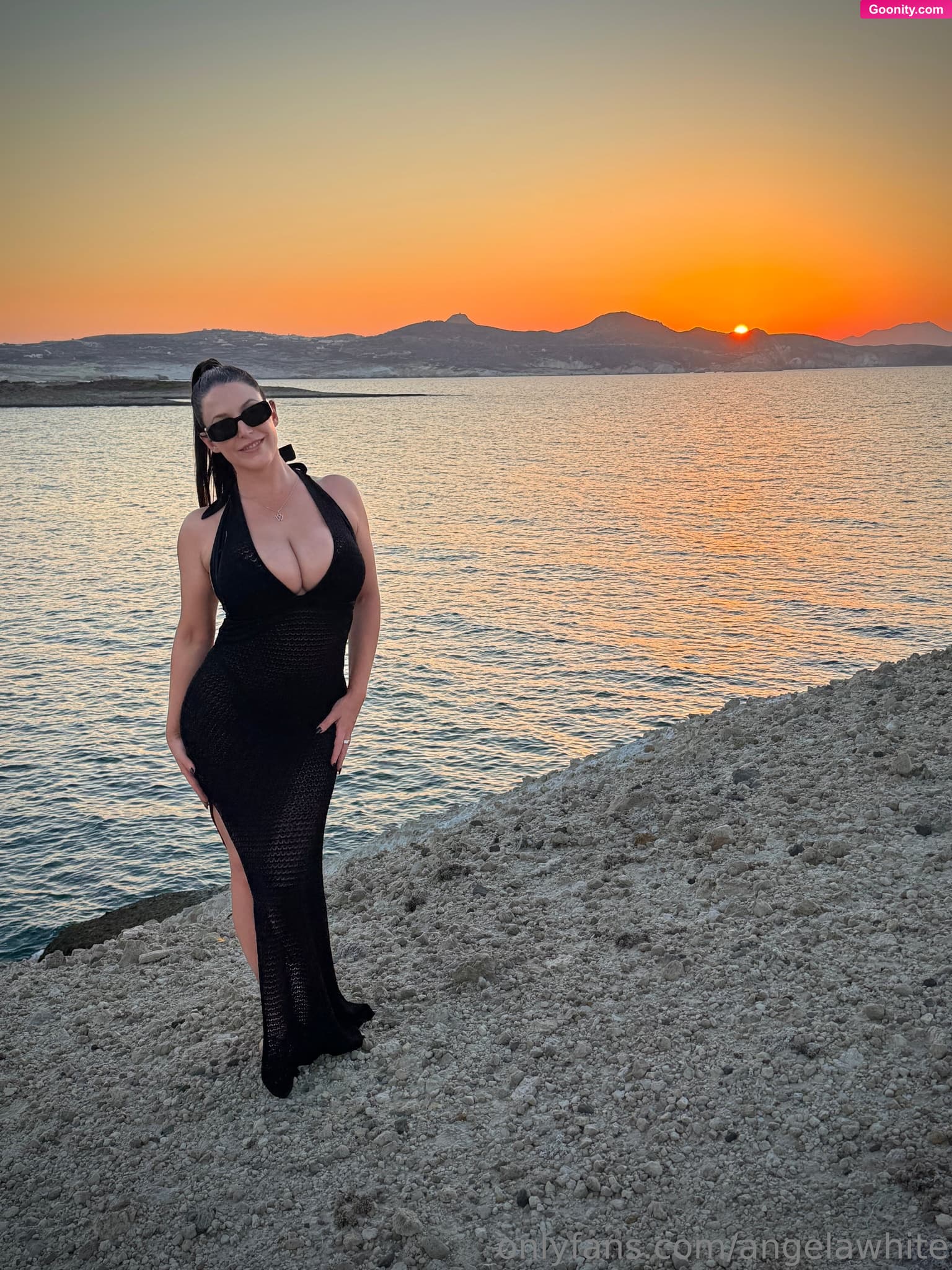 ANGELA WHITE photo 20