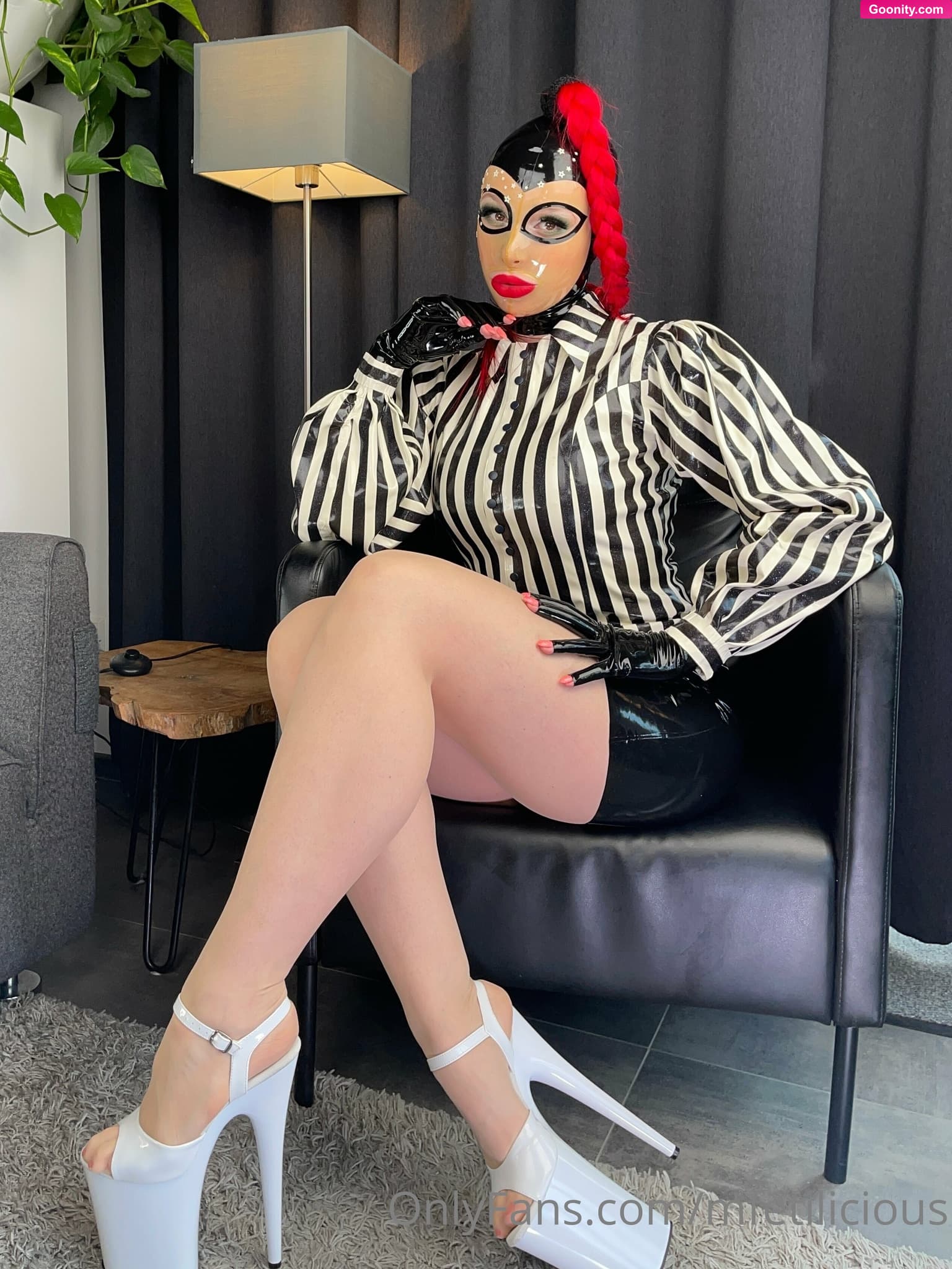 Miss Fetilicious photo 36