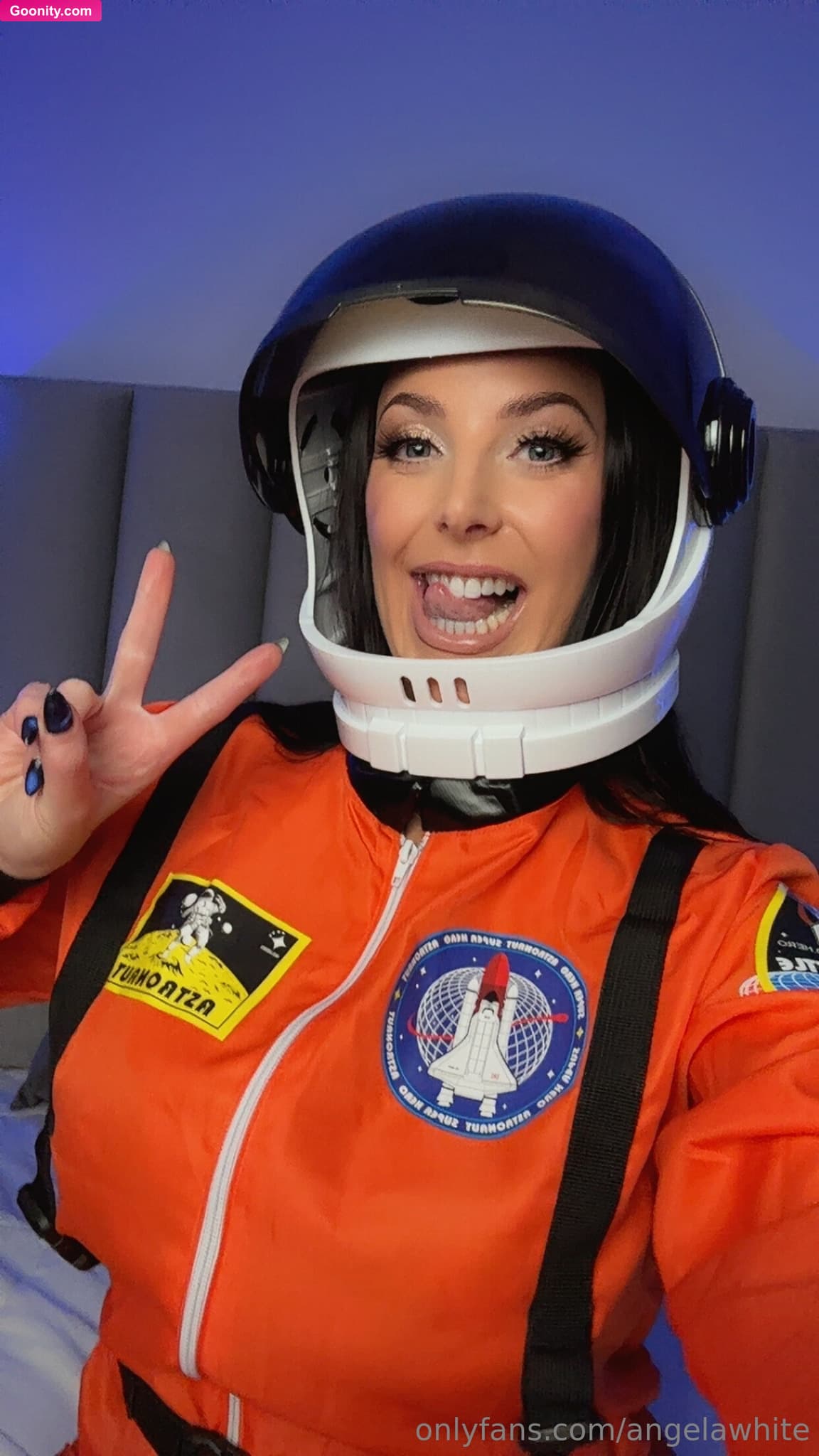 ANGELA WHITE photo 76