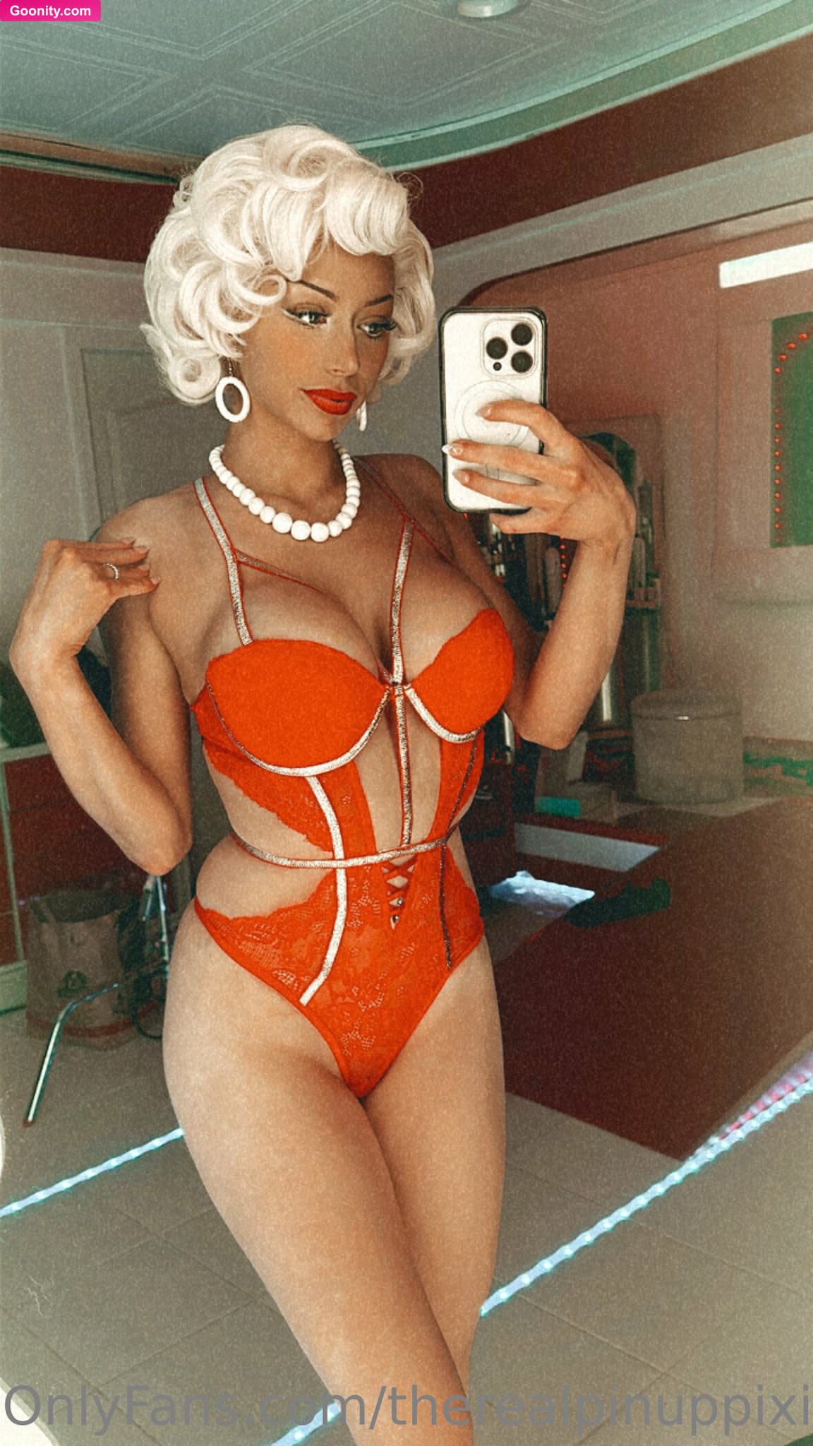 PinupPixie photo 41