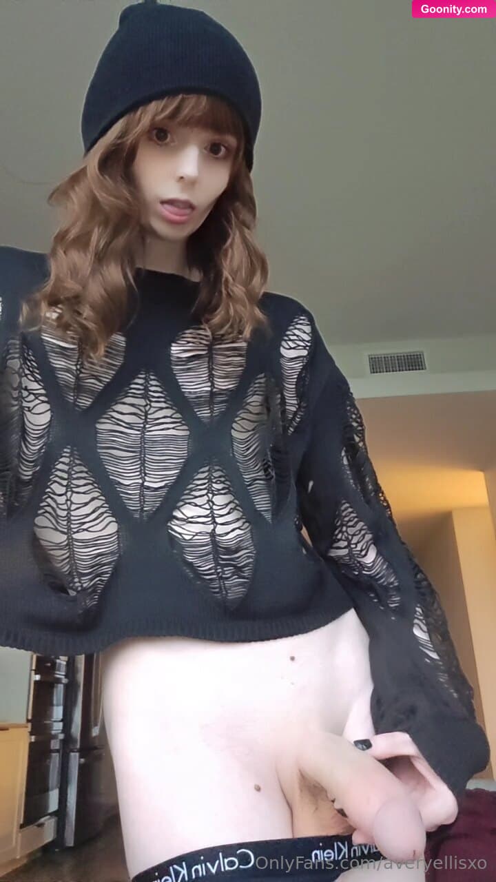 averyellisxo - Photo 1