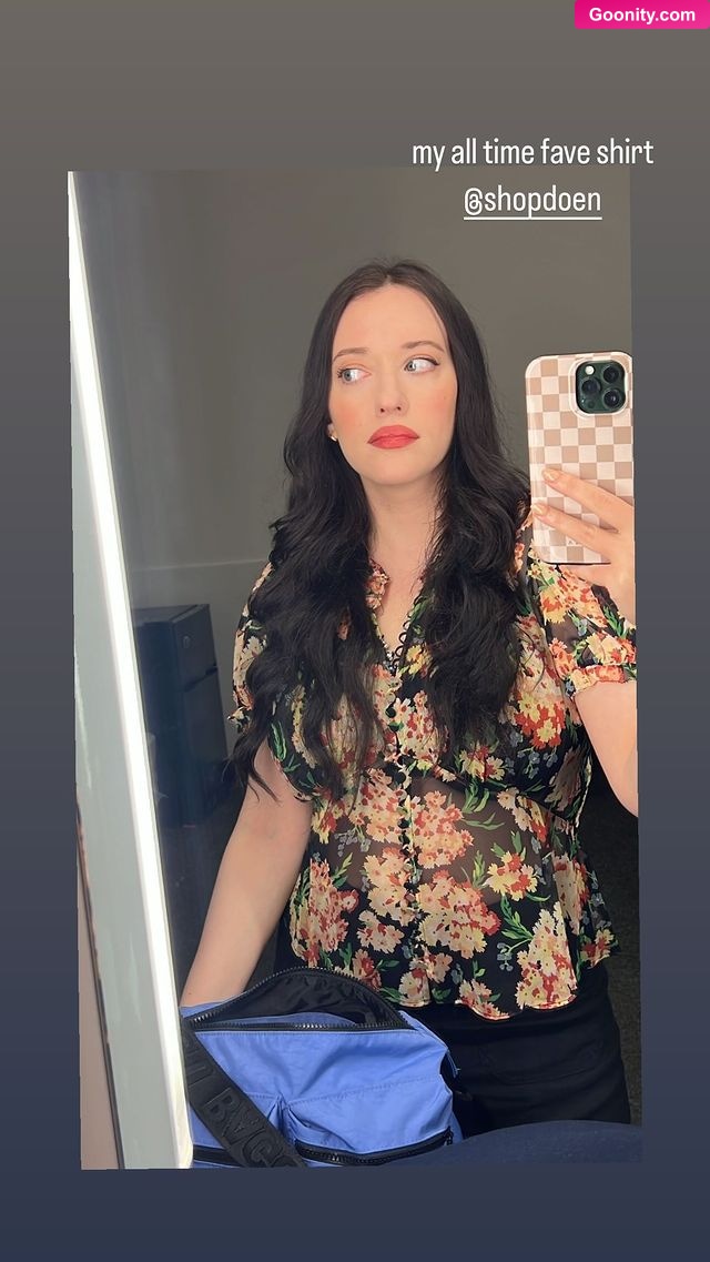 Kat Dennings photo 113