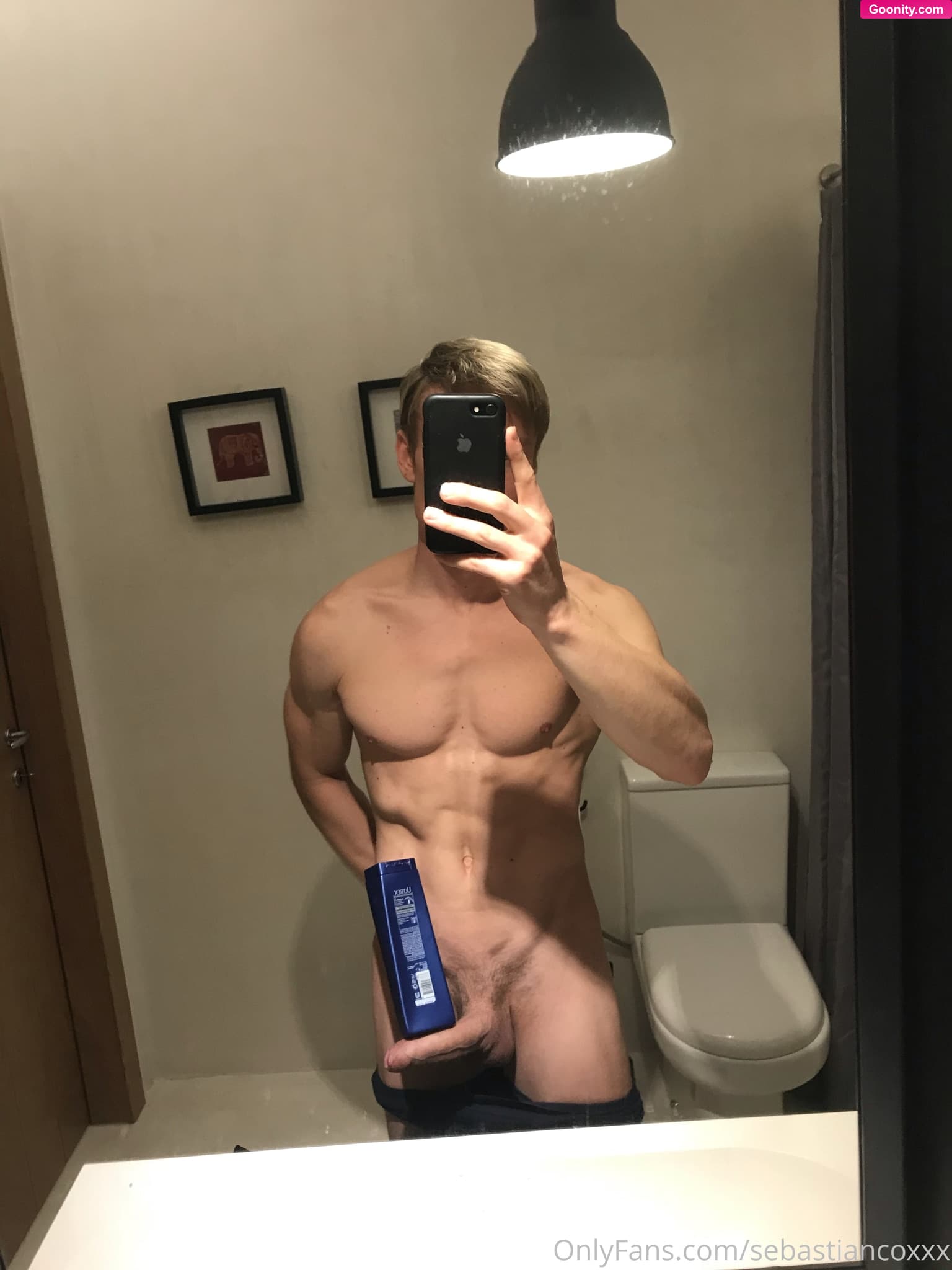 SebastianCoxxx - Çıplak Sızdırılmış Fotoğraf 6