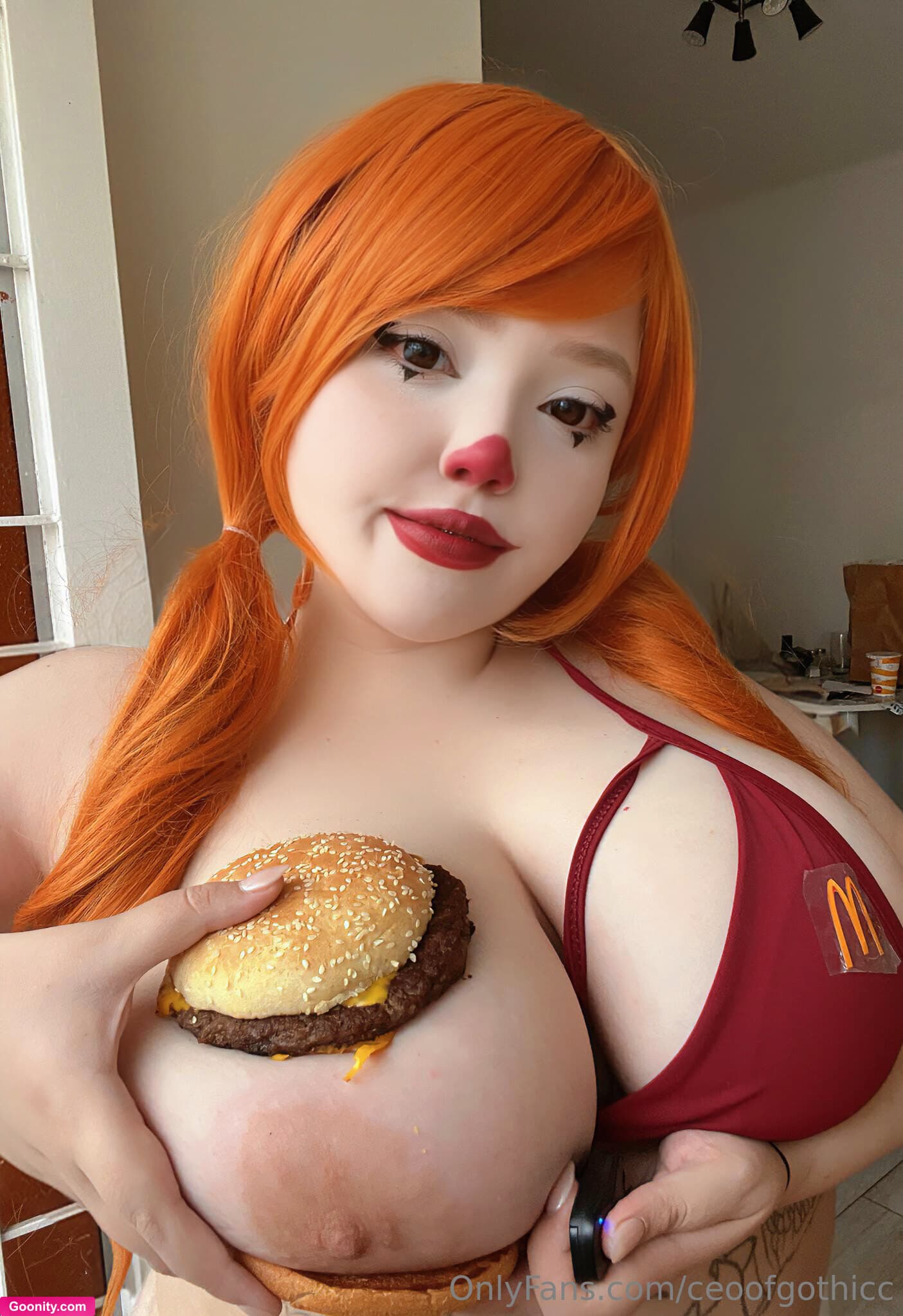 Go-thicc photo 108