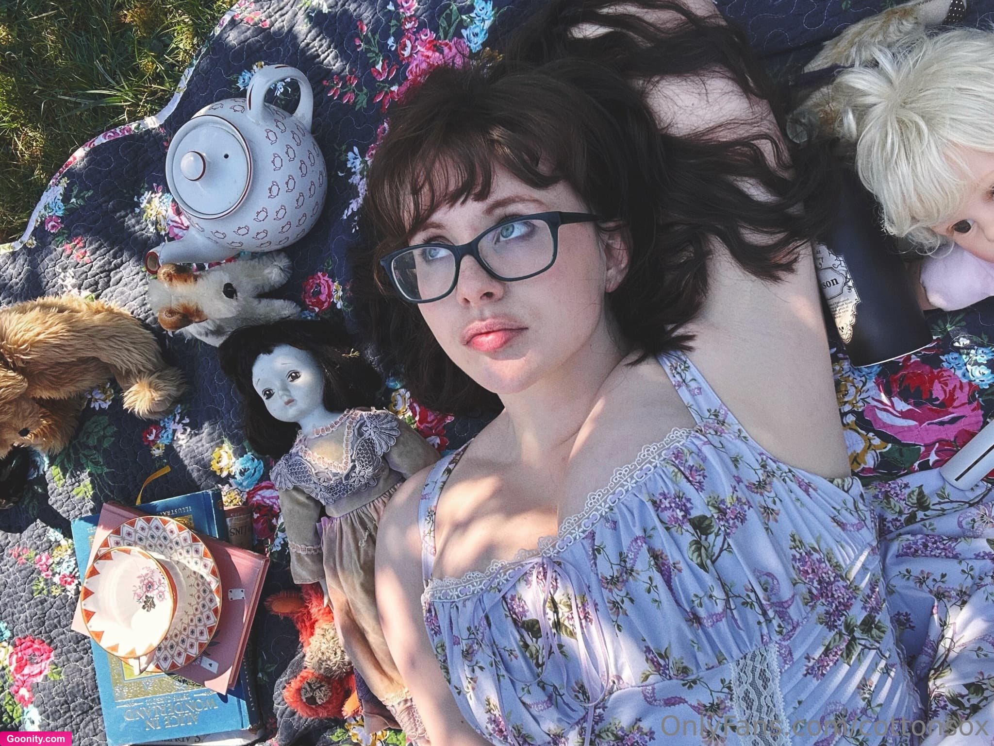 Alice CottonSox photo 32