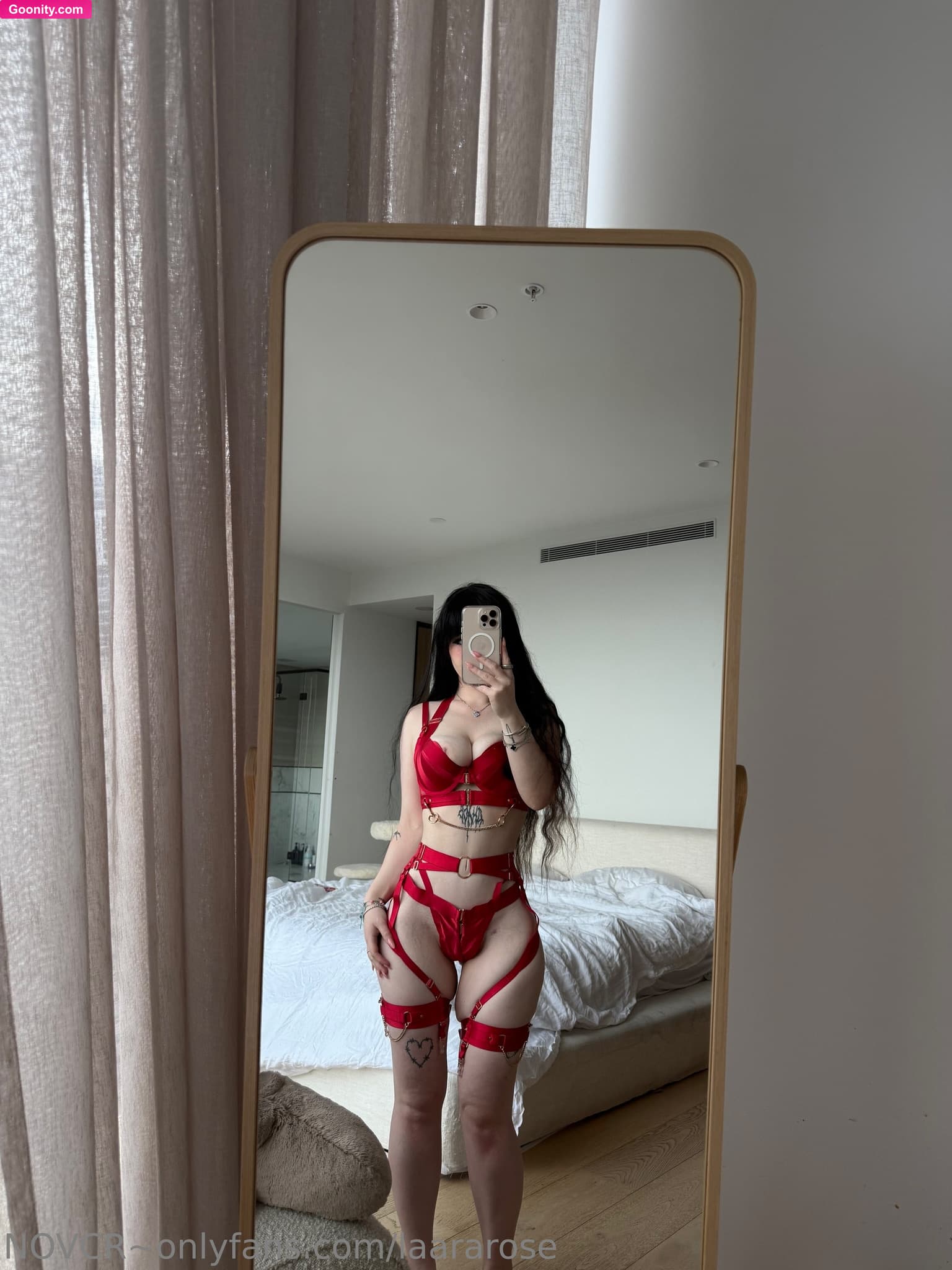 Lara Rose photo 46