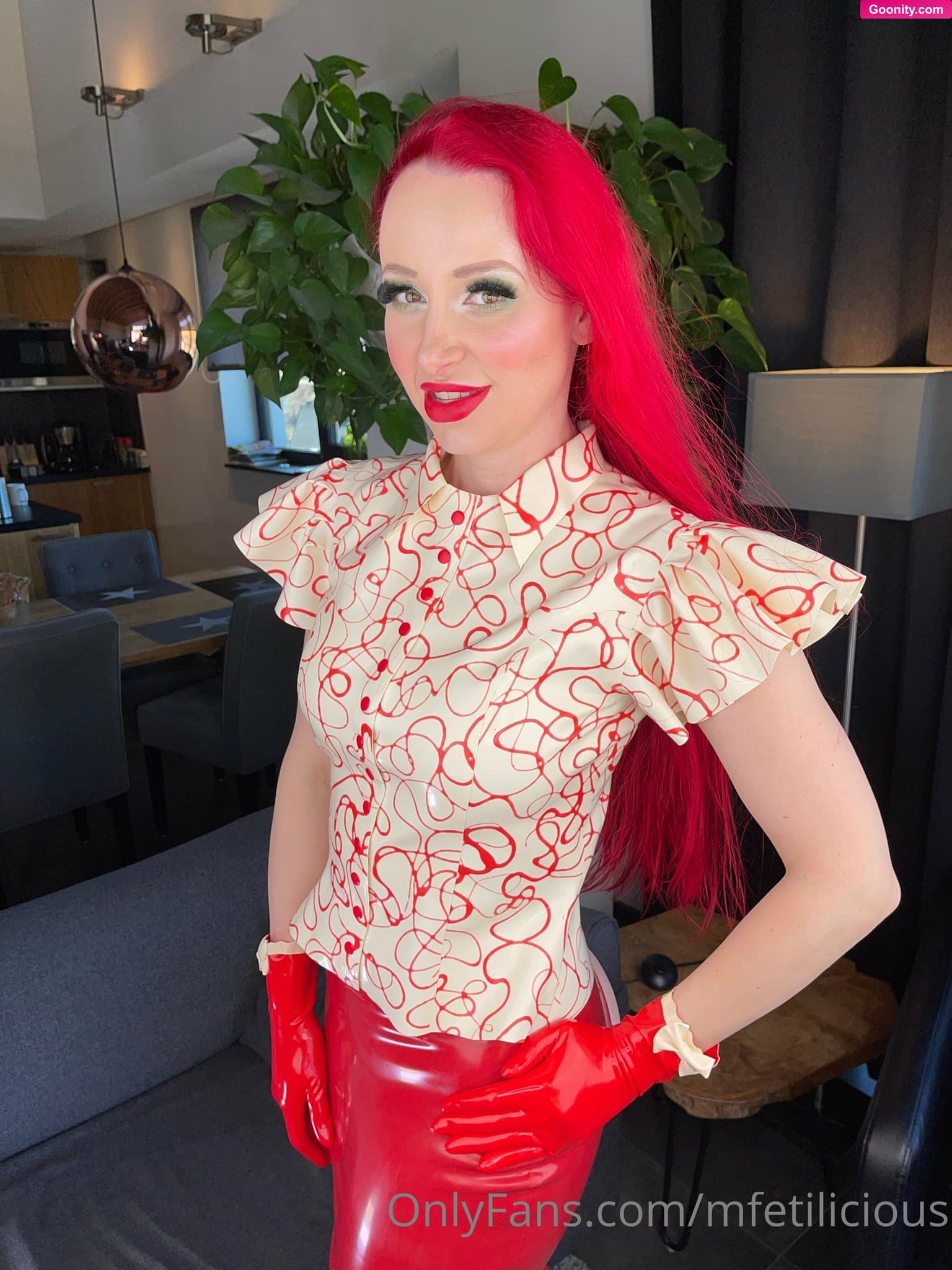 Miss Fetilicious photo 86