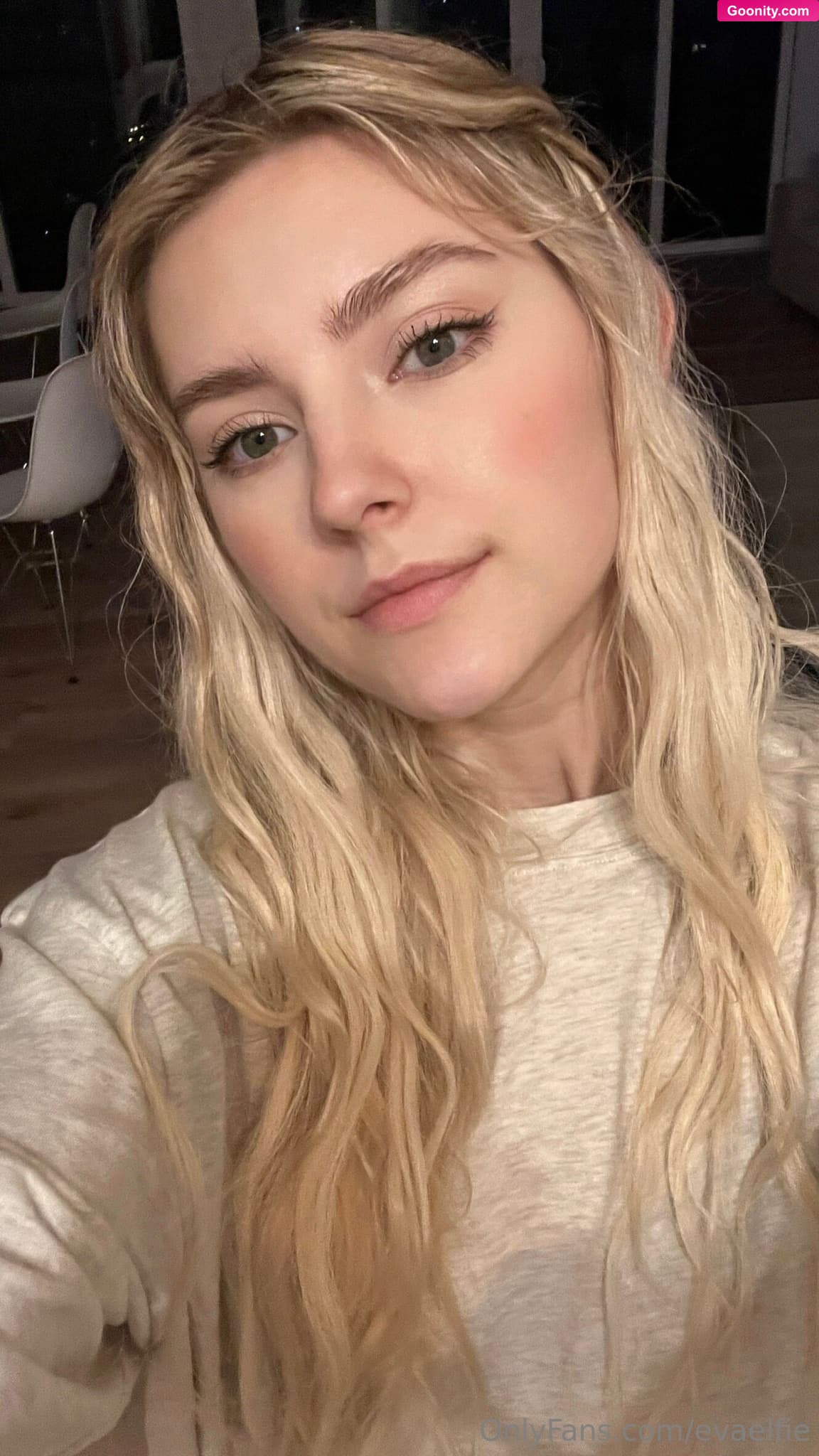 Eva Elfie photo 34