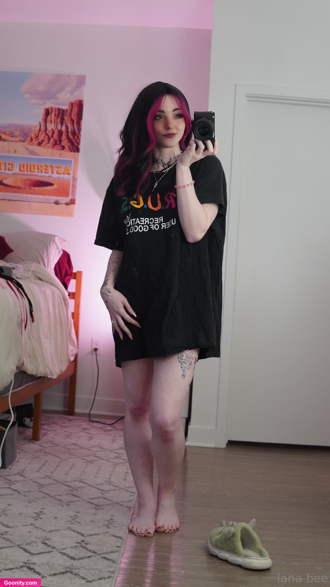 Lana Bee photo 22