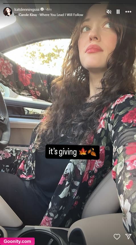 Kat Dennings photo 102
