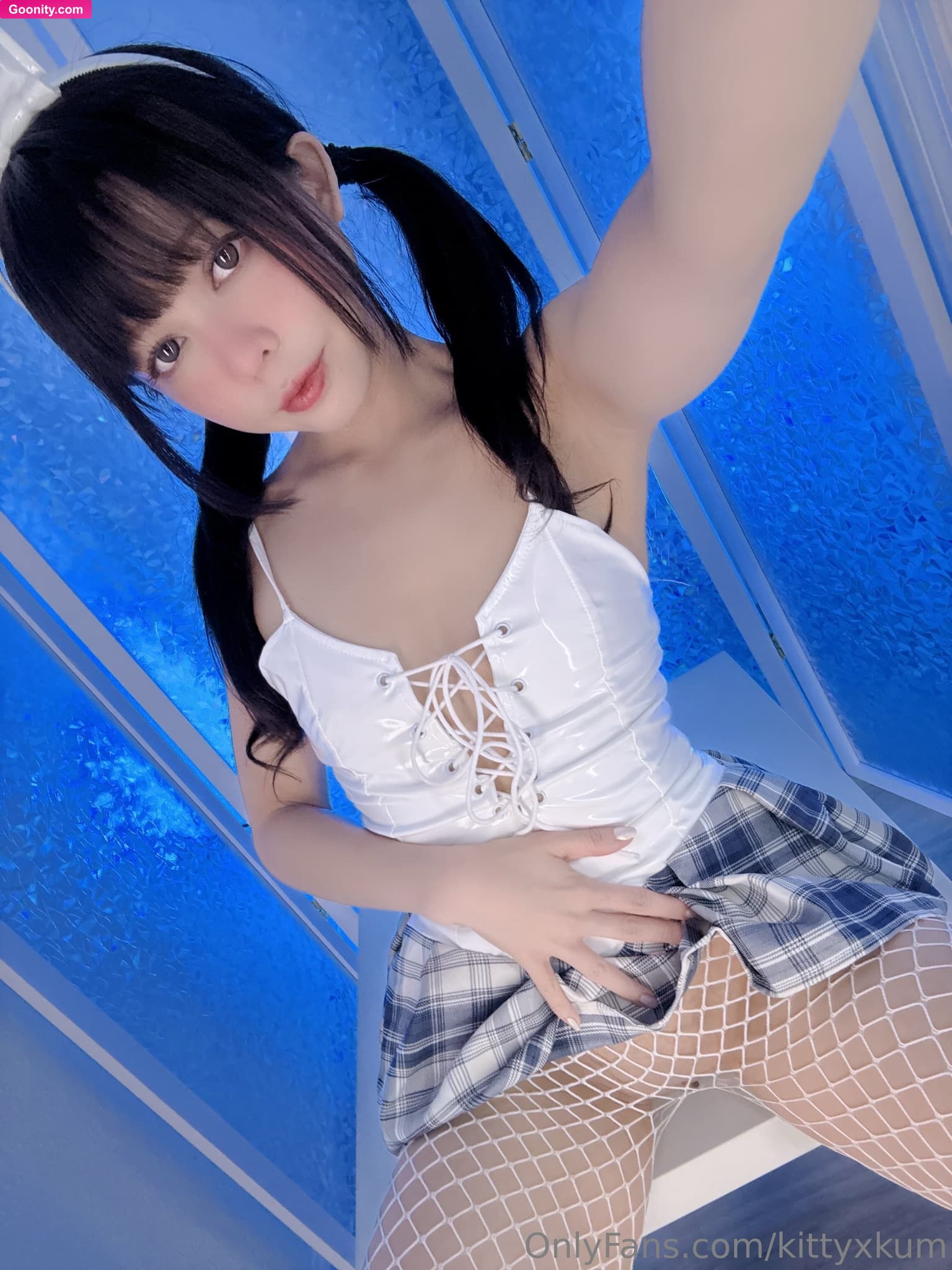 Kitty Kum photo 4