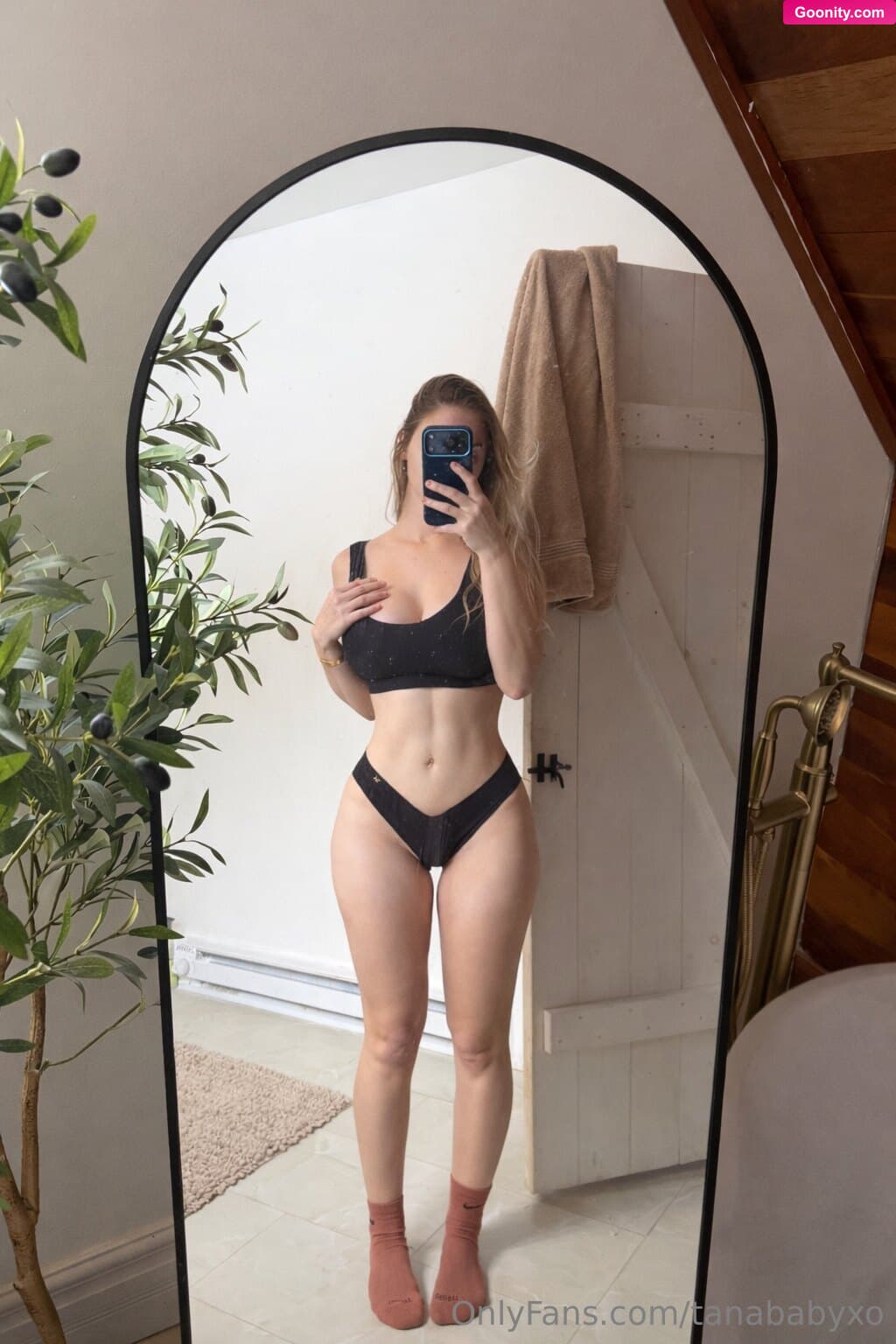 Tana Rain photo 96