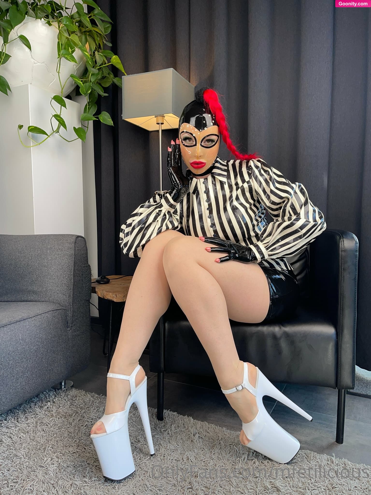 Miss Fetilicious photo 45