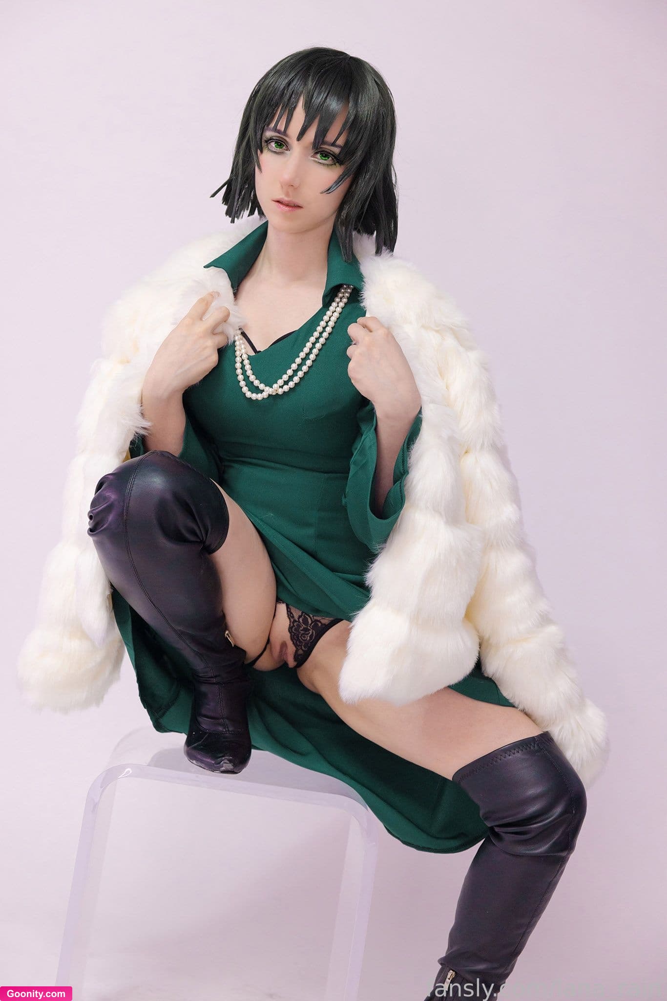 Lana Rain photo 3