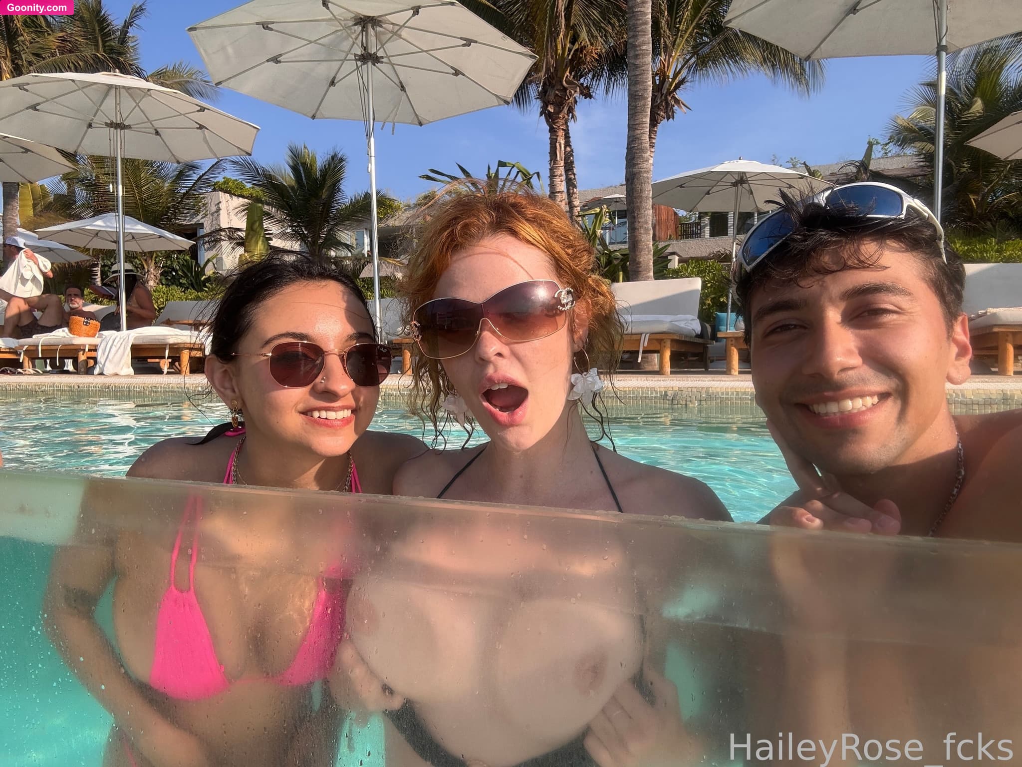 Hailey Rose photo 2