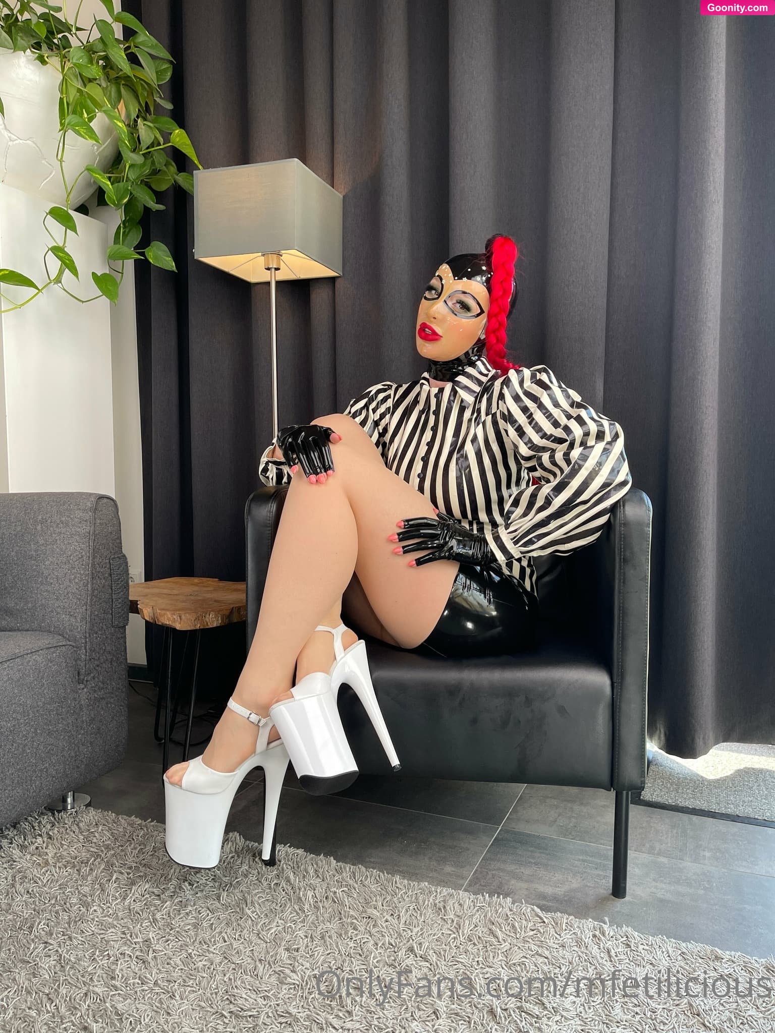 Miss Fetilicious photo 10