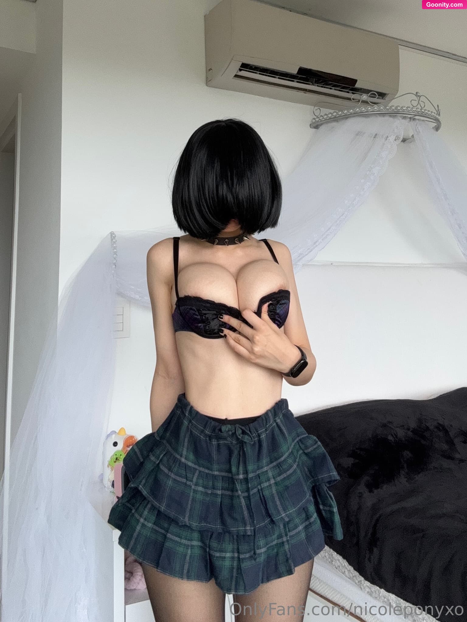 nicole <33 - Çıplak Sızdırılmış Fotoğraf 12