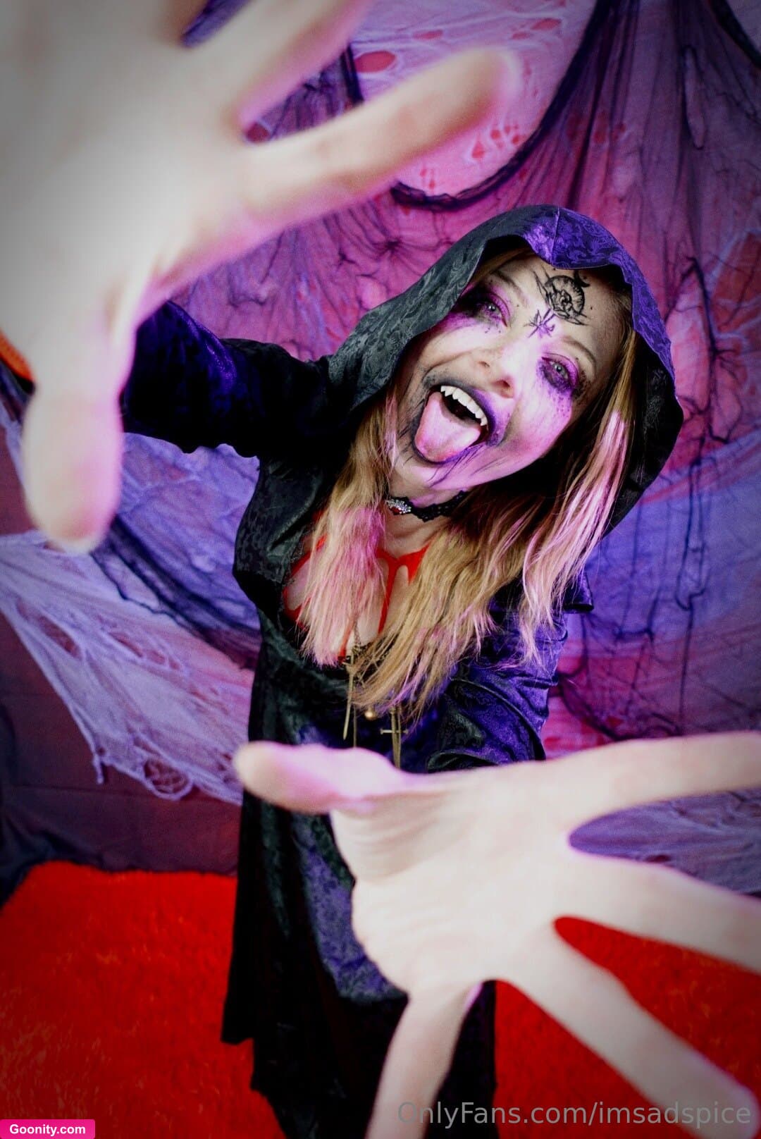 Liz♡ photo 1