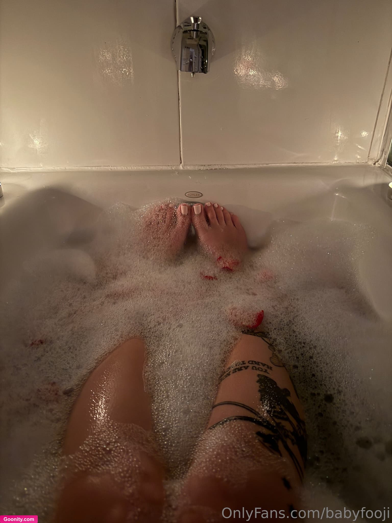 babyfooji aka peachtoot 🌿🍌🍑 photo 76