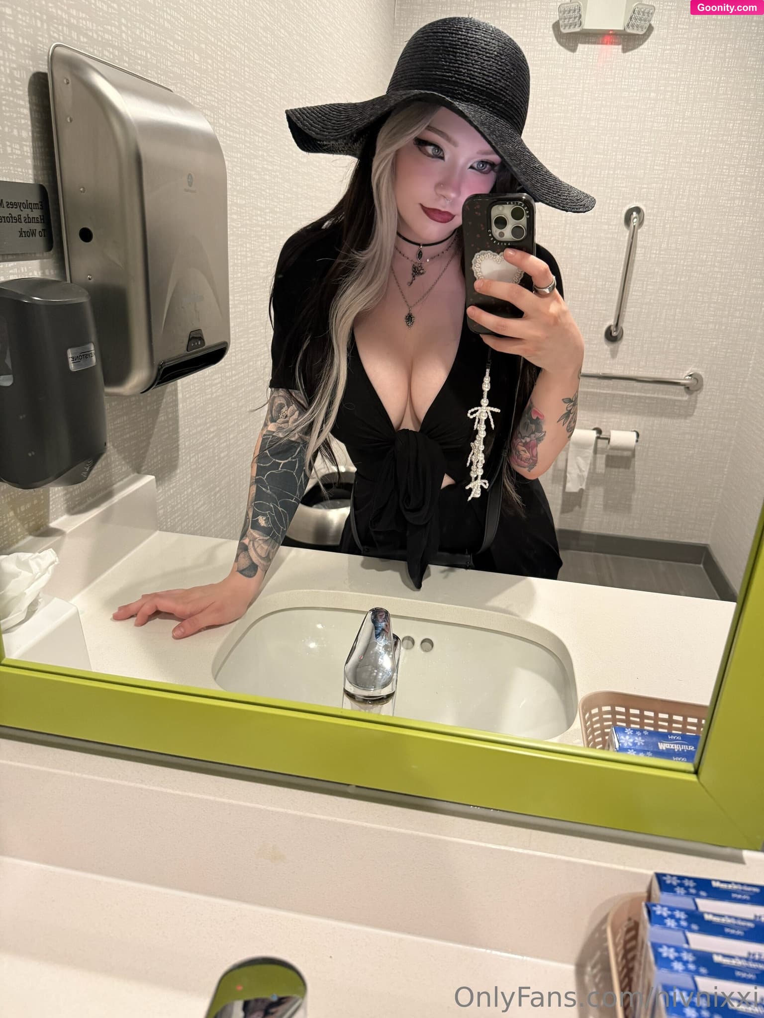Nixxi photo 10