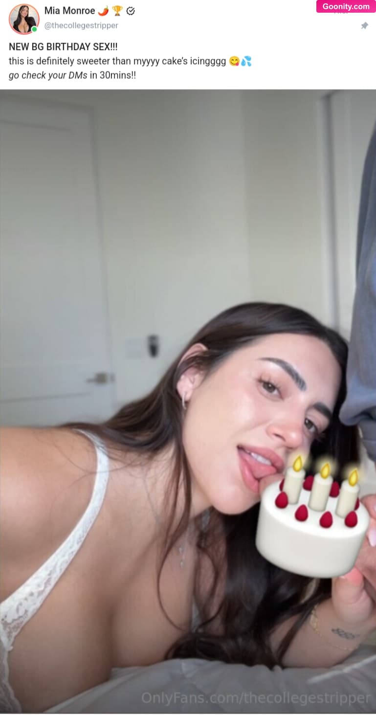 Mia Monroe 🌶️ 🏆 photo 10