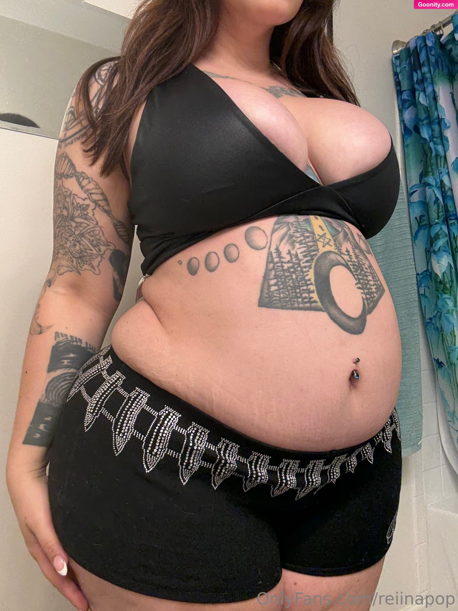 Goddess Reina 🖤😈 photo 33
