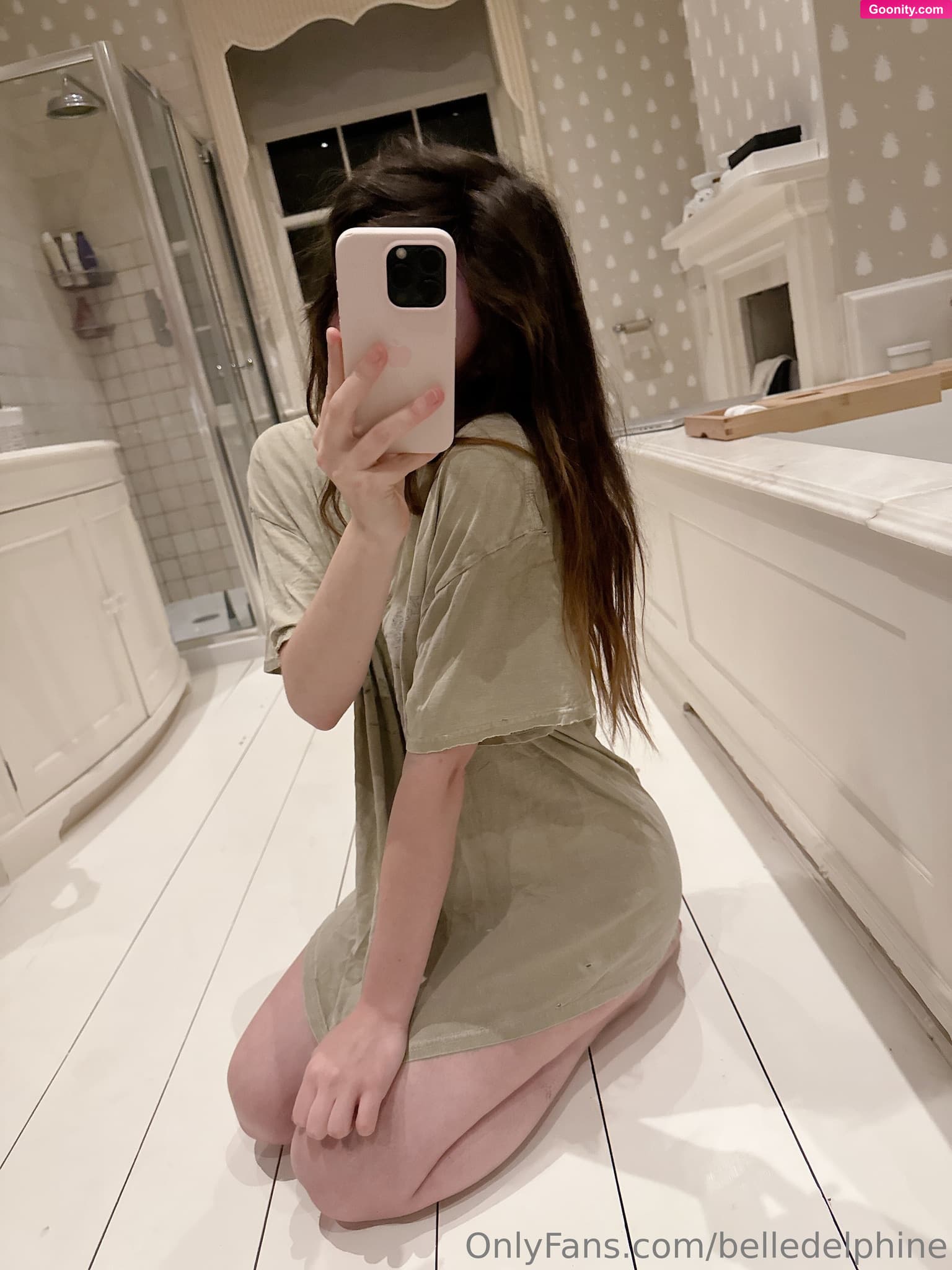 Belle Delphine photo 9