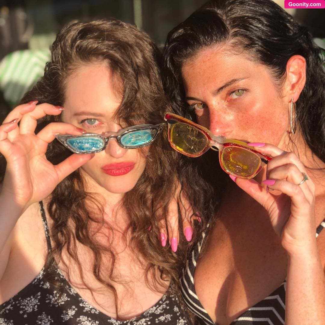 Kat Dennings photo 118