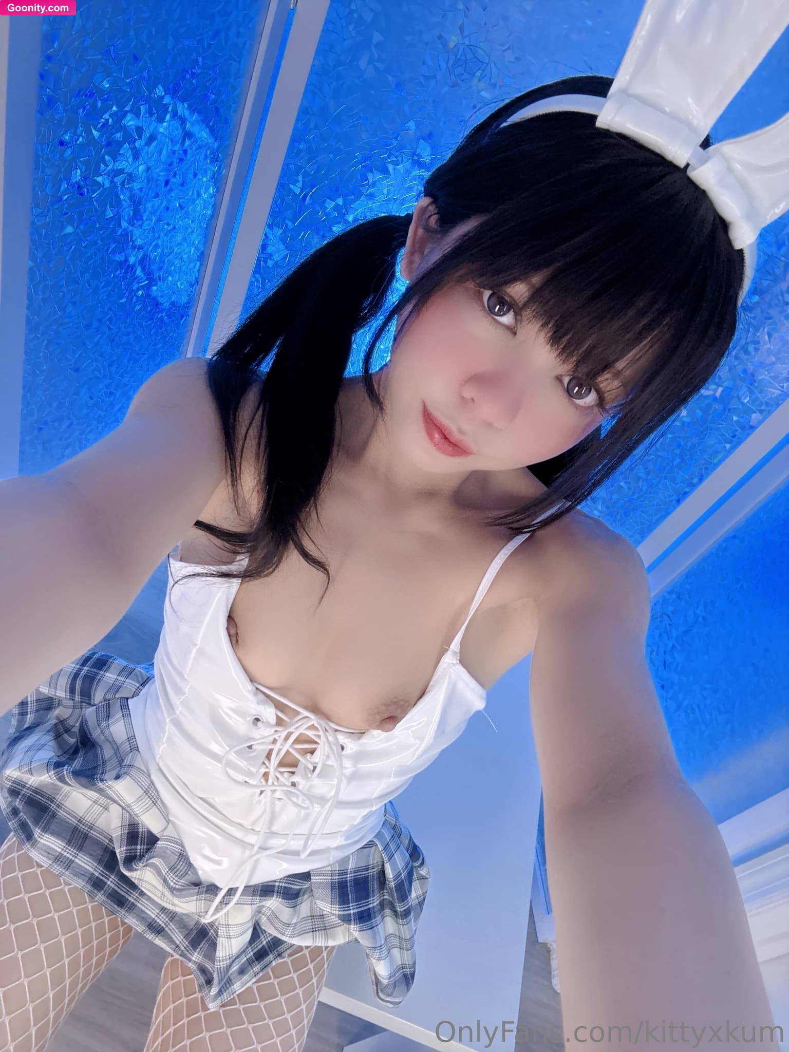 Kitty Kum photo 22