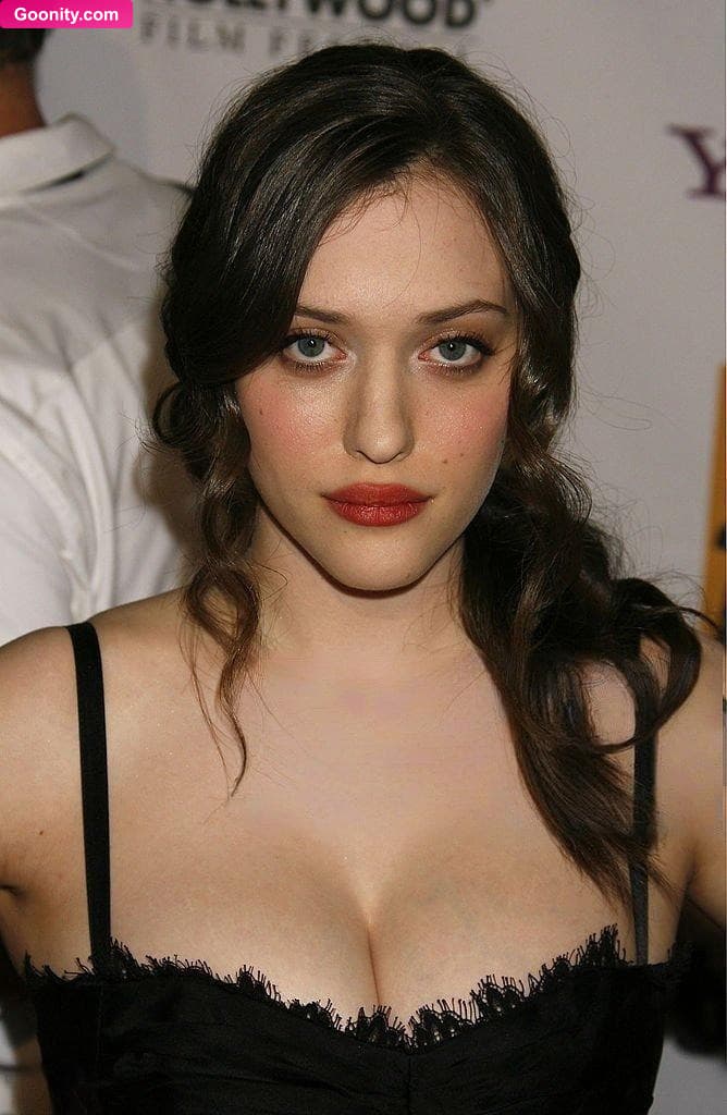 Kat Dennings photo 55