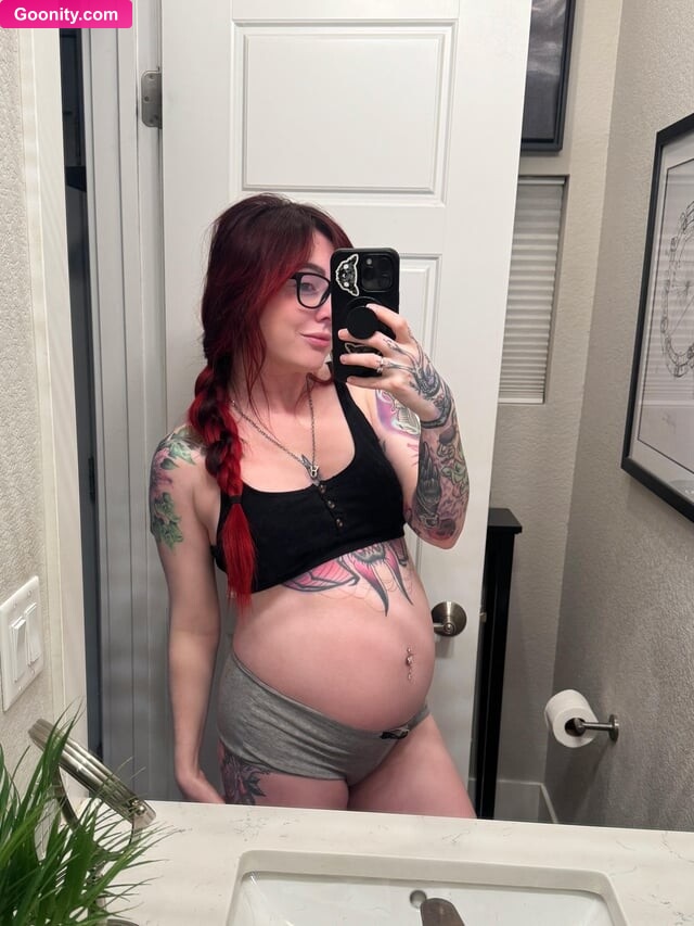 Lizzi Blake photo 149