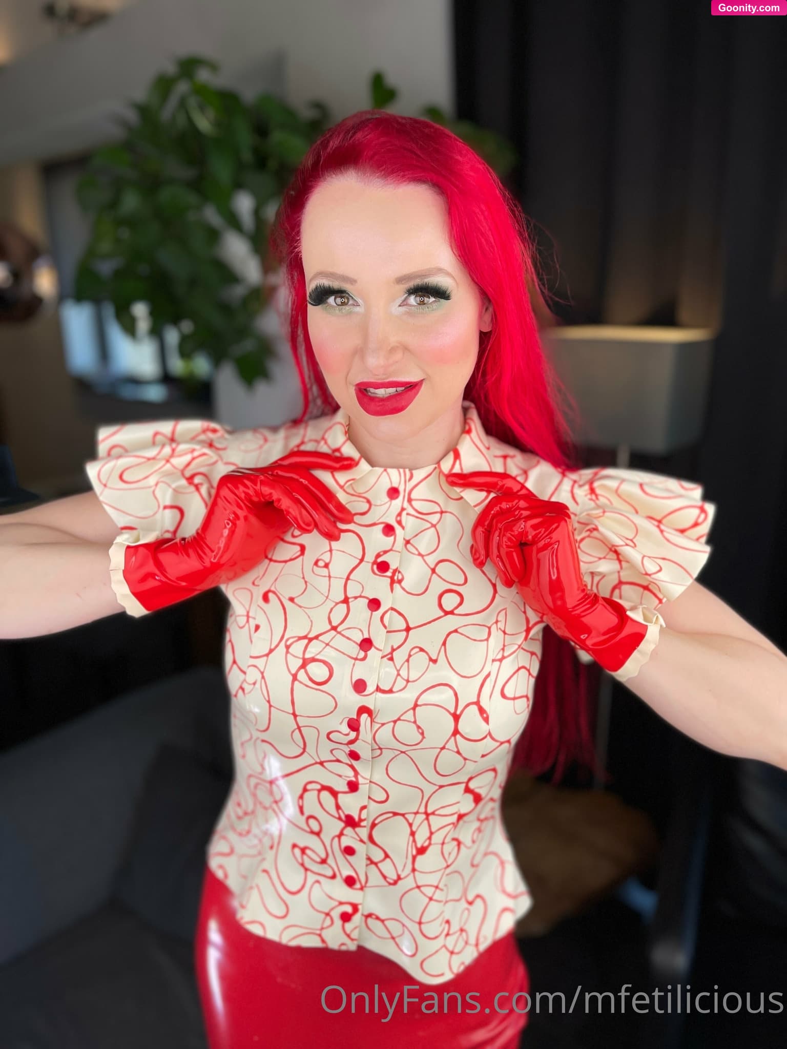 Miss Fetilicious photo 73
